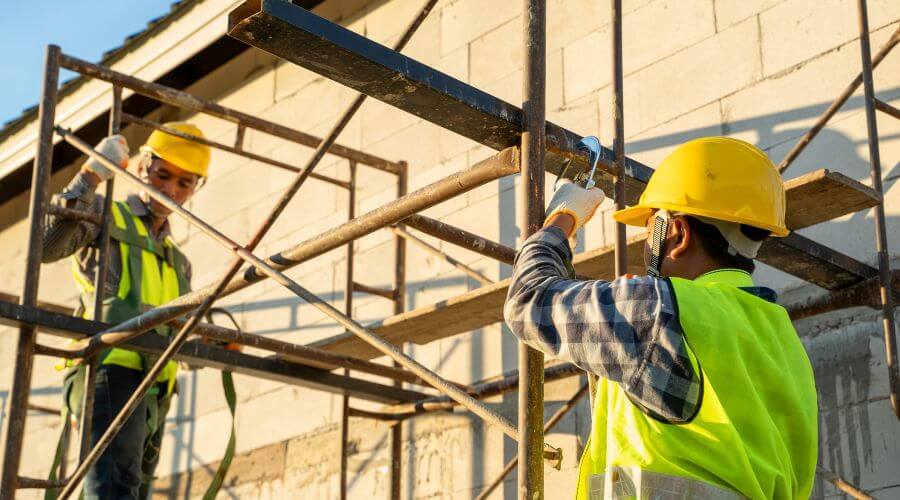 Professional gutter cleaning in Superior, WY